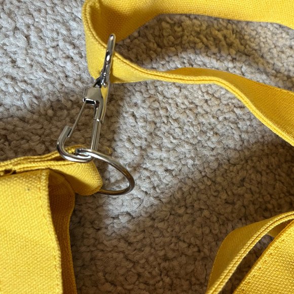 Vibrant Yellow *Strawberry* Tote, Full Zipper, Adjust or Remove Strap, NWOT - Picture 6 of 9